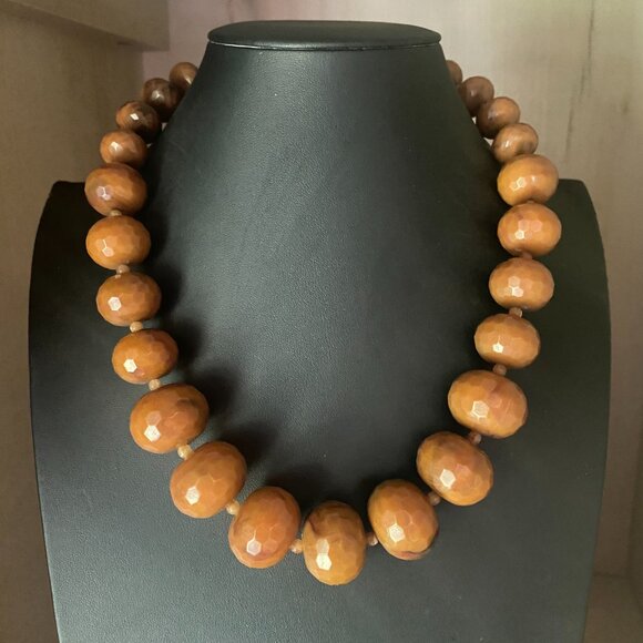 RJ Graziano Brown Faceted Resin Beaded Necklace NWOT - Picture 5 of 7